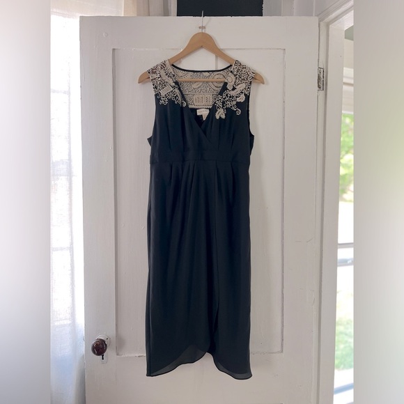 Meadow Rue Dresses & Skirts - Meadow Rue Anthropologie Tan Black Faux Wrap Cocktail Evening Dress Size 8